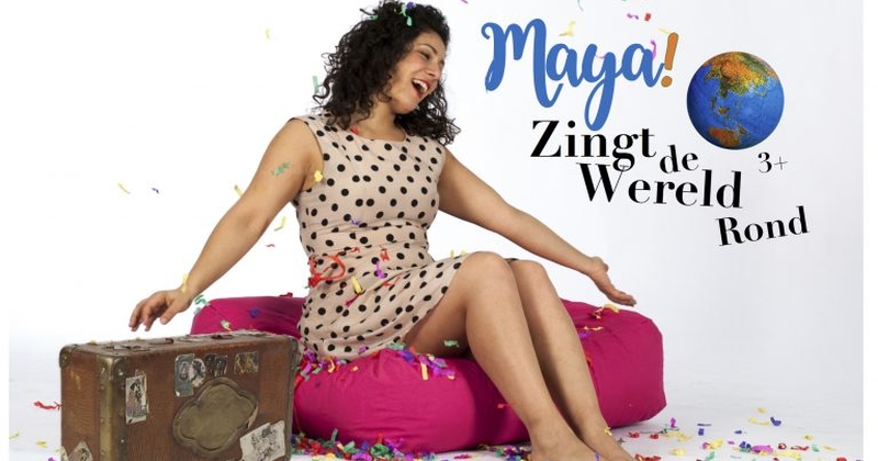 Maya Zingt de Wereld Rond