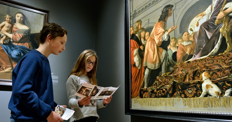 Dieren tekenen in het museum