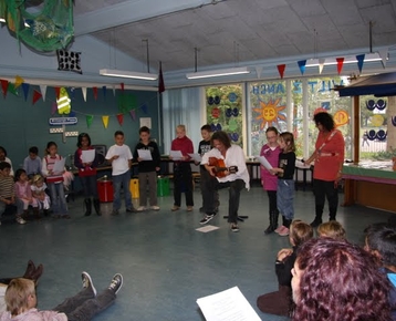 Afbeelding 7 Maak je eigen Schoollied!